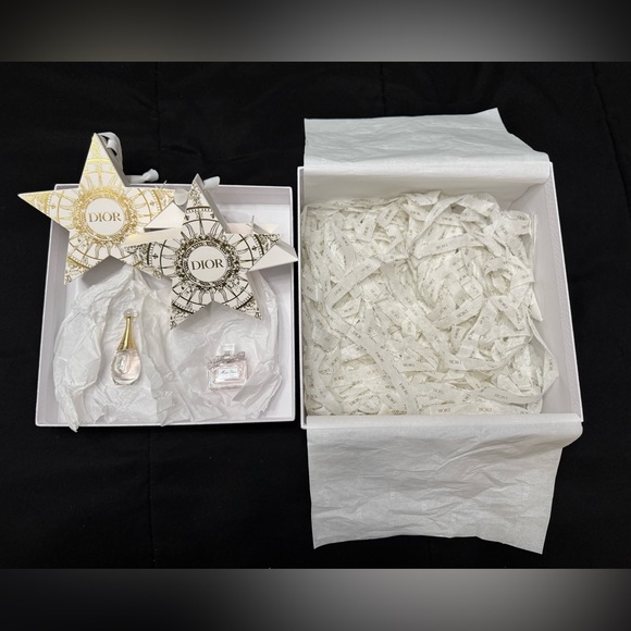 Dior Holiday Miss Dior Kit Holiday/Jadore kit set mini perfumes - Picture 3 of 9